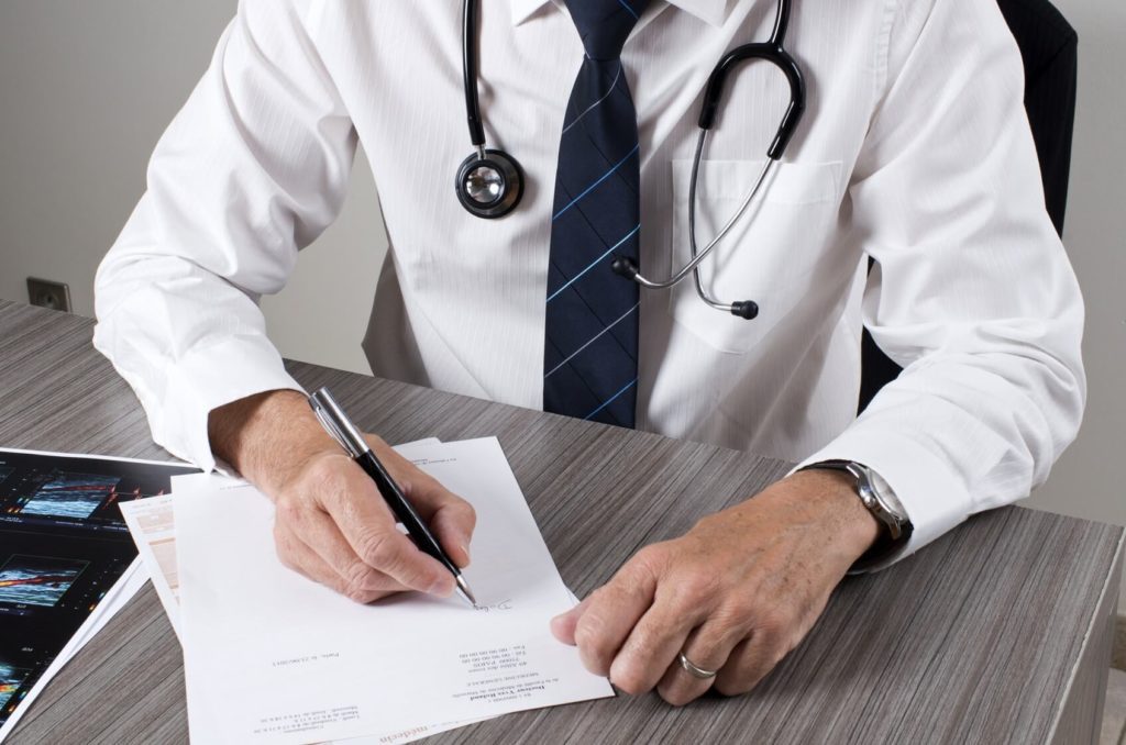 wp content uploads 2016 06 medecin generaliste 1024x678 1